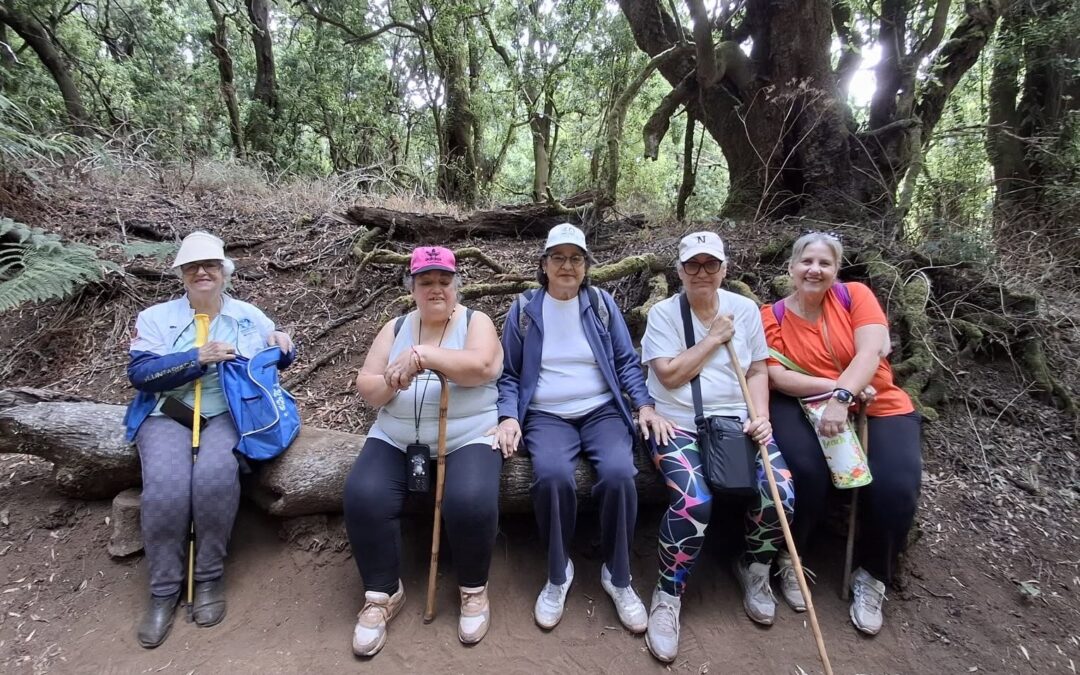 Un paseo por La Llanía para compartir saberes y experiencias con las mujeres rurales de El Hierro